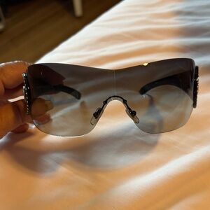 Versace Black Shield Sunglasses Modern Frameless Design